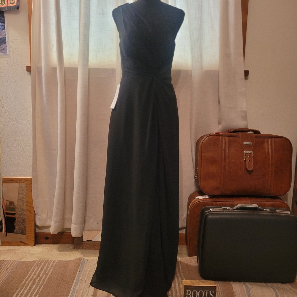 Azazie Brooke Black One-Shoulder Formal Gown Bridesmaid Dress A6